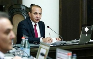 varchapetn-arajarkum-n50142-1