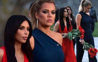 MAIN-khloe-kim-kardashian2-420x280