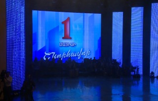 01.05.15 Hamerg opera.mov.Still001