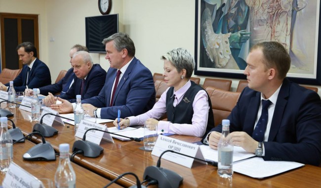 587554451_1280424887460225_256807531374708633_n