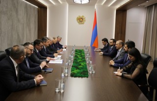 587750551-1238949681614203-6949668719896597774-n-1764063684914-770x_